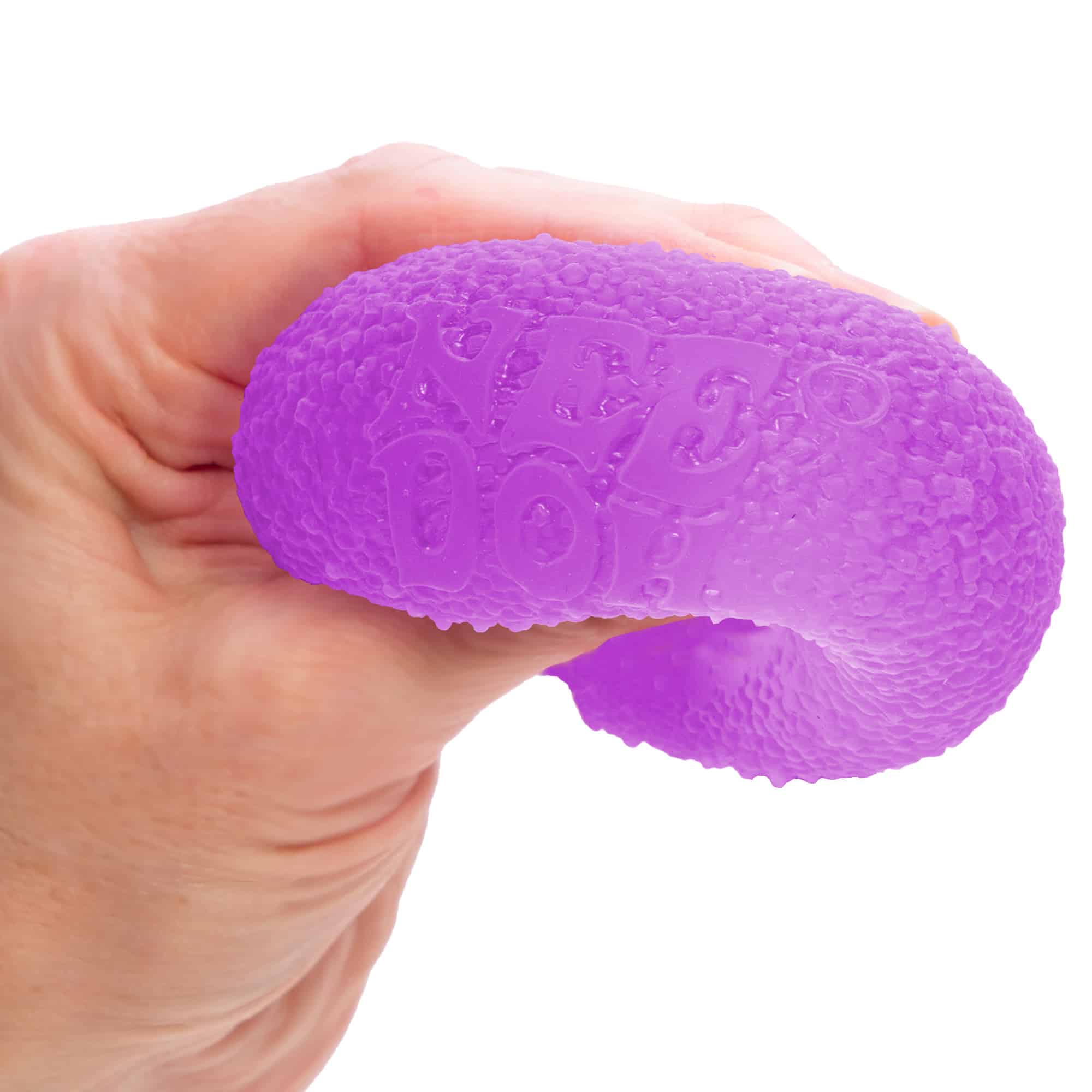 Toyly Squish™ Gum Crunch sendo apertado